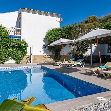 Campo Agave Luxury Tents Sayalonga Екстер'єр фото