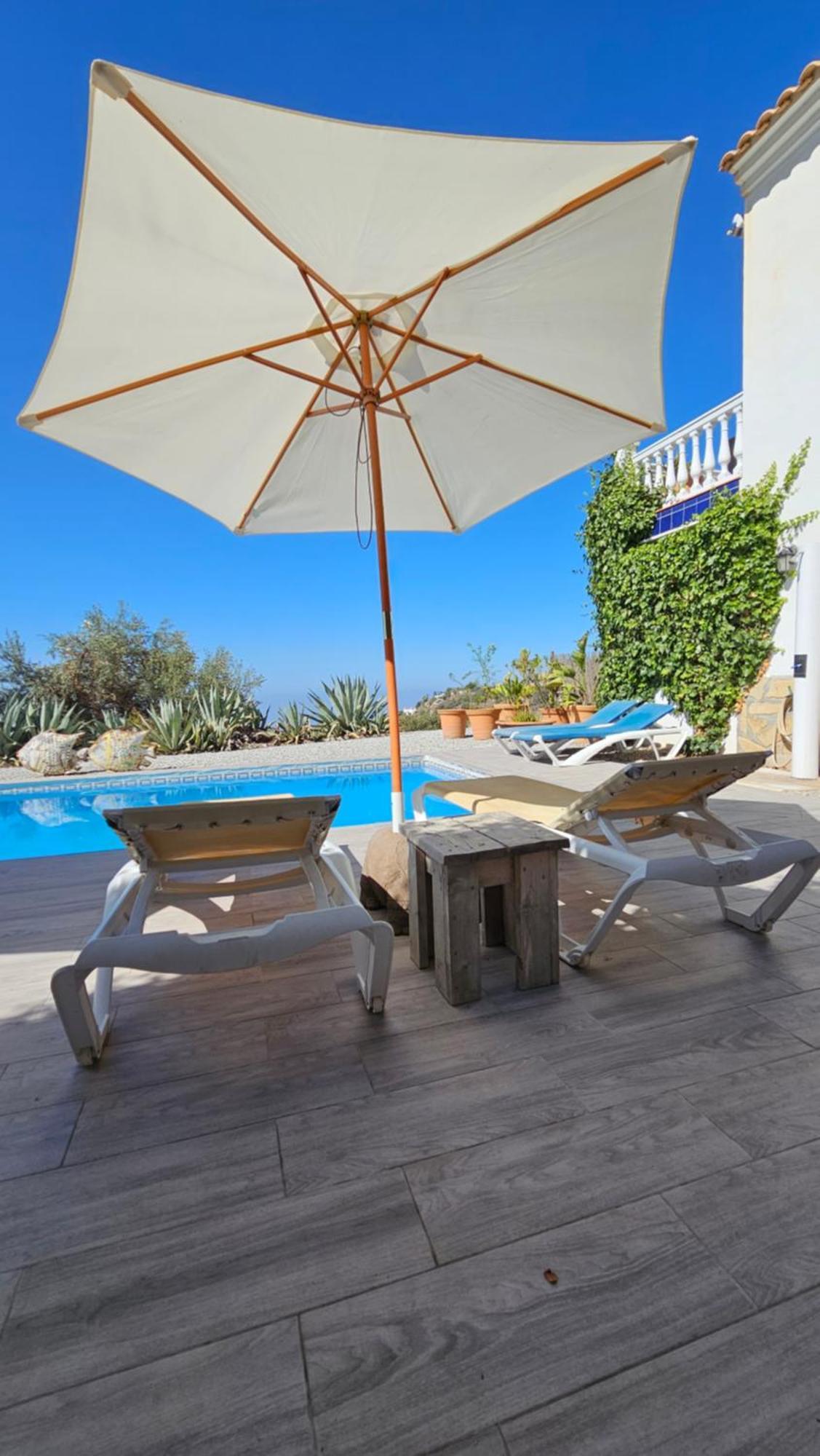 Campo Agave Luxury Tents Sayalonga Екстер'єр фото