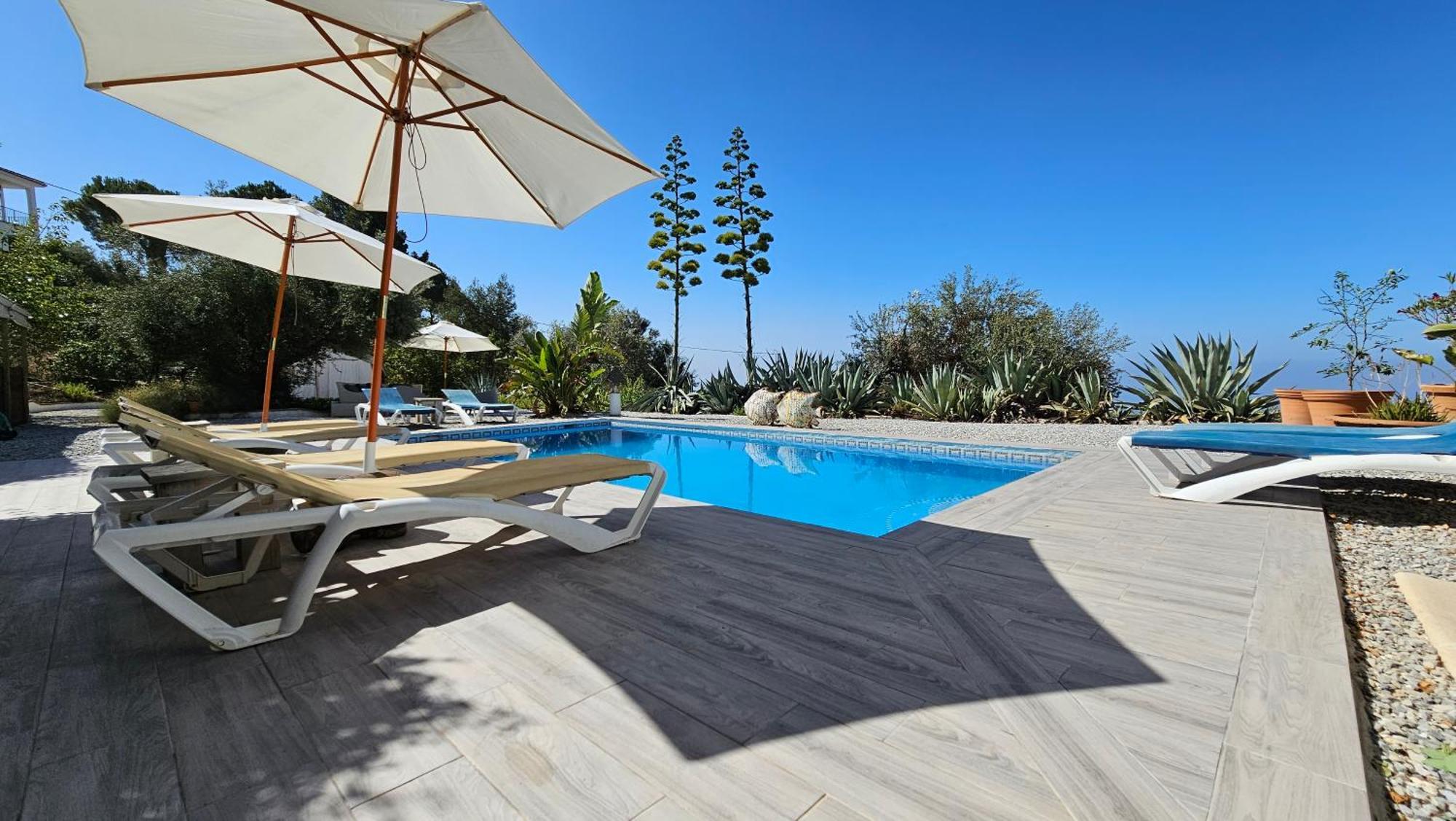 Campo Agave Luxury Tents Sayalonga Екстер'єр фото