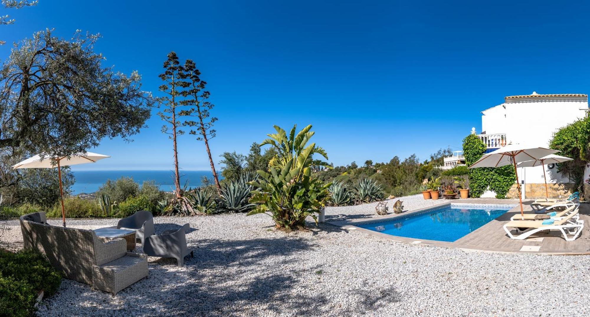 Campo Agave Luxury Tents Sayalonga Екстер'єр фото